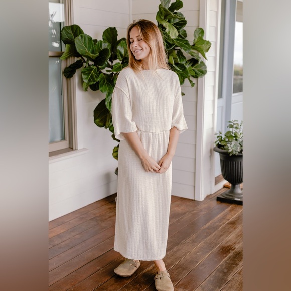 Neuflora Elbridge Cream Top Large - Picture 2 of 7